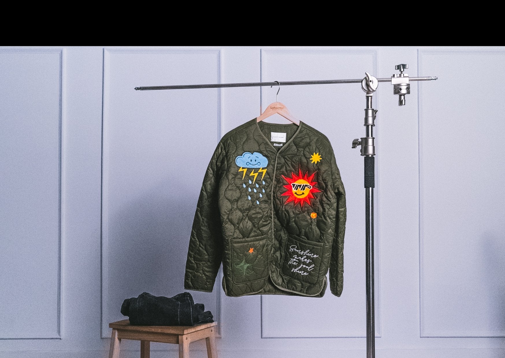 First Row Barcelona - Streetwear Exclusivo | THE ABSTRACT