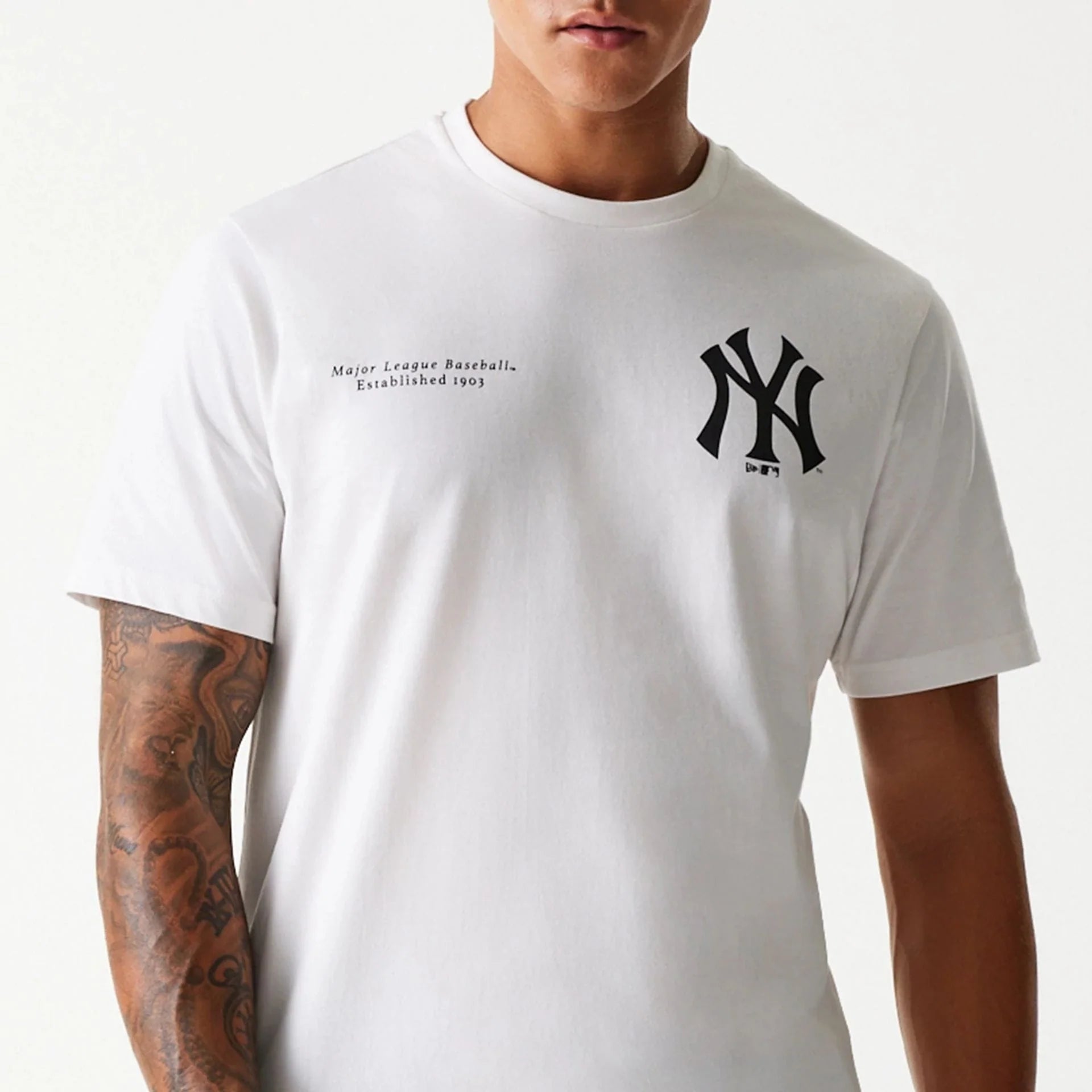NEW ERA NY MLB ARCH GRAPHIC TEE YANKEES