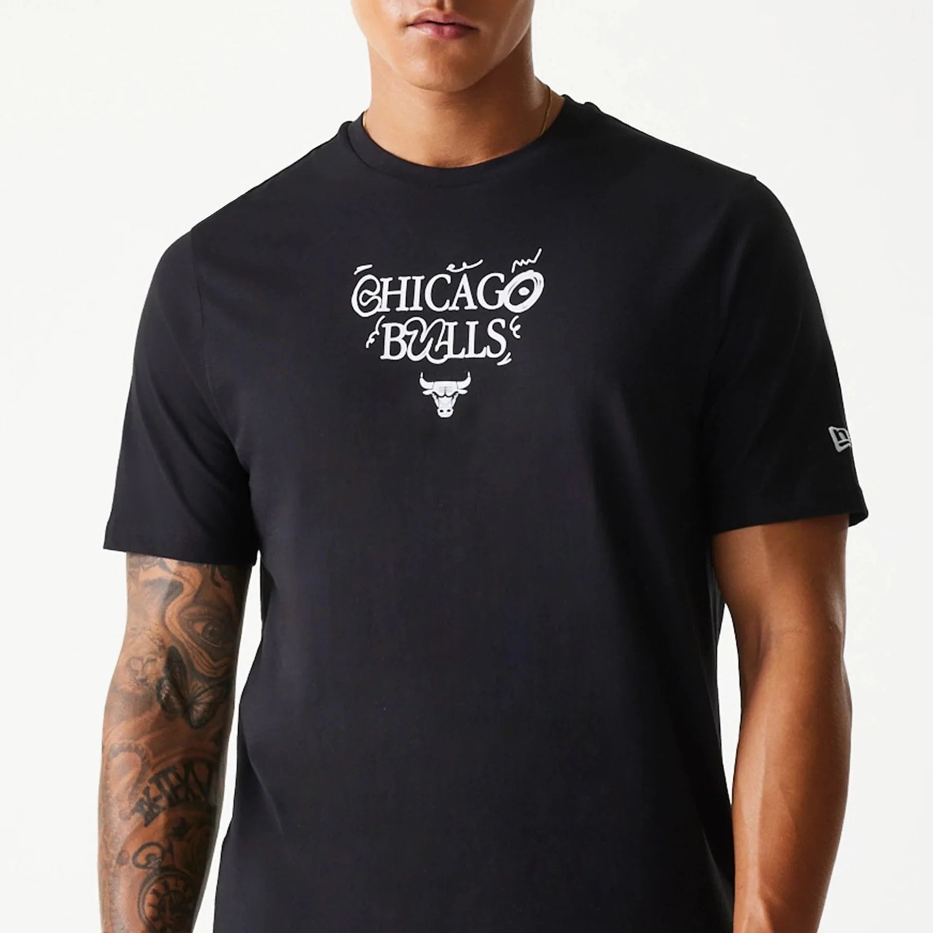 NEW ERA NBA COURT TEE CHICAGO BULLS