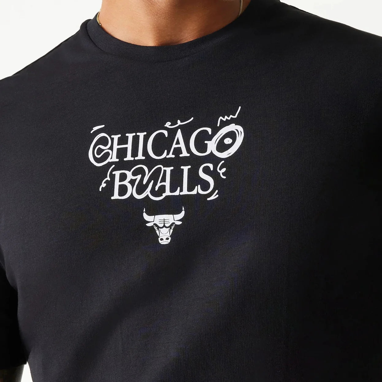 NEW ERA NBA COURT TEE CHICAGO BULLS