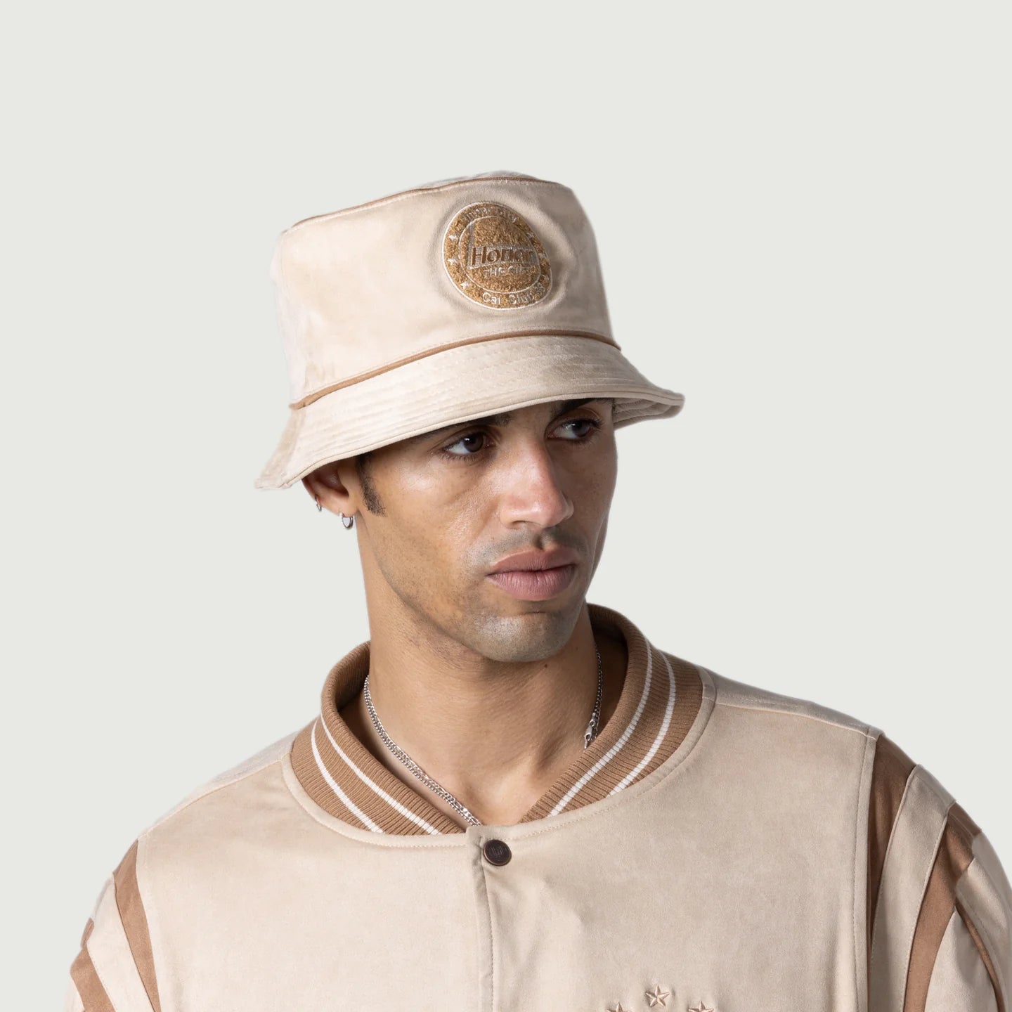 HONOR THE GIFT SUEDE BUCKET HAT
